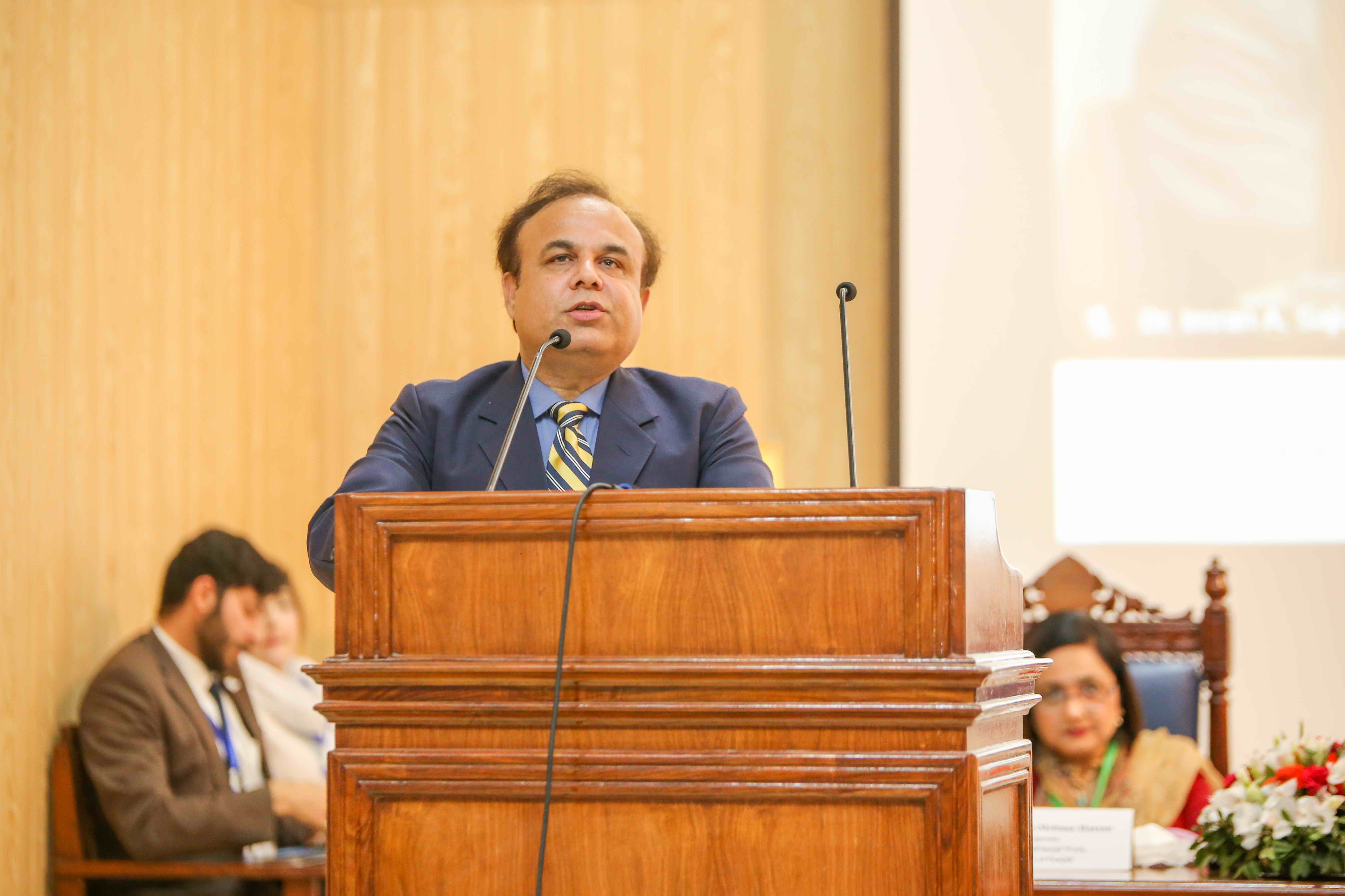 Dr. Shakeel Ahmed, Chairman, Department of Social Work, University of Peshawar addressing 1st NVCSW 2021