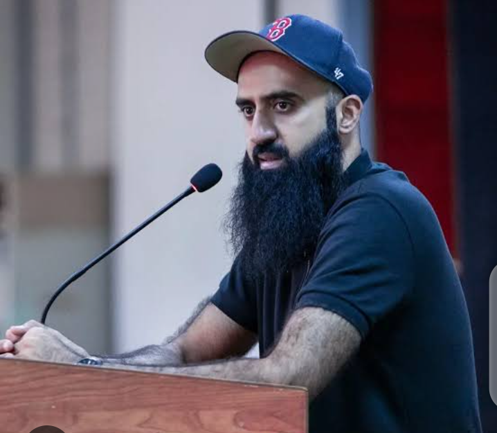 Jinnah College for Women, Peshawar, hosted a thought-provoking session by Sir Khurram Alvi as part of Youth Club's Winds of Change Tour 2025. The event, held on November 17 from 2:00 to 3:00 p.m