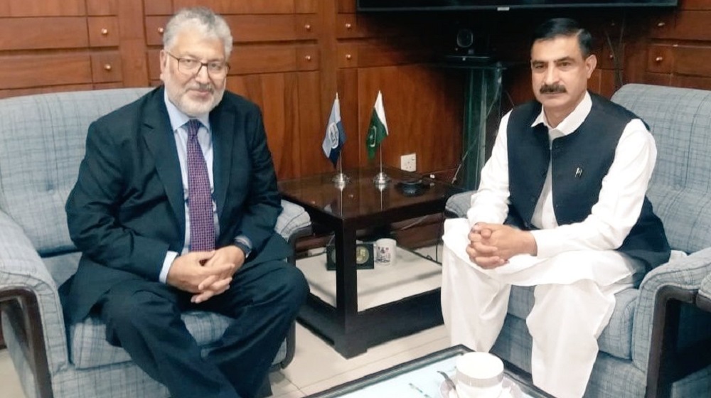 Vice Chancellor UoP Prof. Dr. Muhammad Idrees met Prof. Dr. Mukhtar Ahmed, the newly appointed Chairman of the Higher Education Commission at Islamabad and discussed matters of varsity.