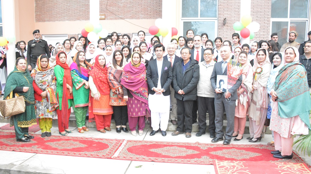 Minister for Local Government Shahram Khan Tarakai is posing with the faculty of College of Home Economics, University of Peshawar on the occasion of food fest entitled as 