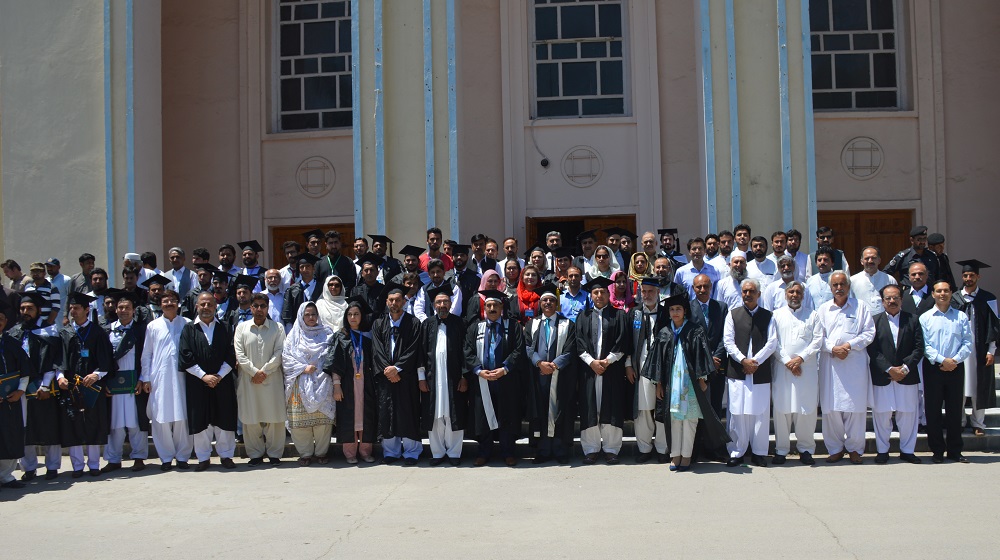 Faculty, administrative officers along with students pose for a group photo with the worthy vice chancellor University of Peshawar Prof.Dr. Muhammad Asif Khan on the eve of convocation 2019 for the session 2016 for Masters, MPhil and PhD graduates on 3rd May.