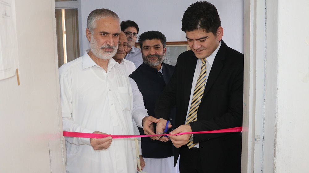 Lt. Col. Sadulla Tashmatov, the Head of Mission of the Republic of Uzbekistan inaugurates ALISHER NAVOI Research Corner at Area Study Center, University of Peshawar