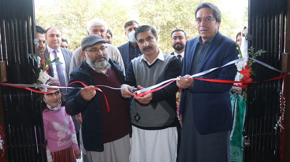 Vice-Chancellor, Prof. Dr. Muhammad Idress while accompanied by the Director ICS Dr. Syed Qaiser Shah, Dean Prof Dr. Yaseen Iqbal, and faculty inaugurated the  