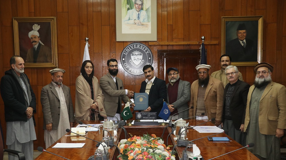 MOU signed between University of Peshawar and Shaukat Khanum Memorial Cancer Hospital & Research Centre, Peshawar.