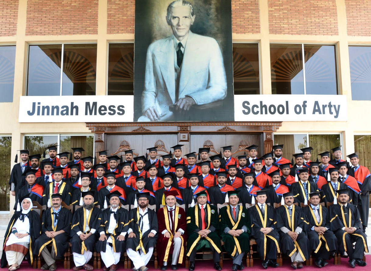 Vice Chancellor UoP Prof. Dr. Muhammad Rasul Jan in group photo with graduates after the Convocation Ceremony at the School of Artillery  Nowshera